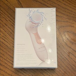 Mary‎ Kay Skinvigorate Brush